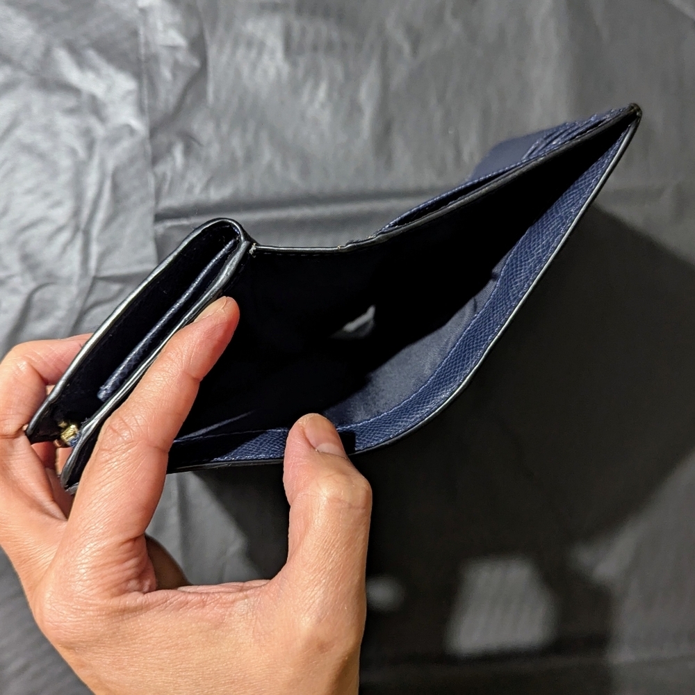 Coach Cross-grain Leather Corner Zip Wallet in Navy Midnight - Picture 3 of 5